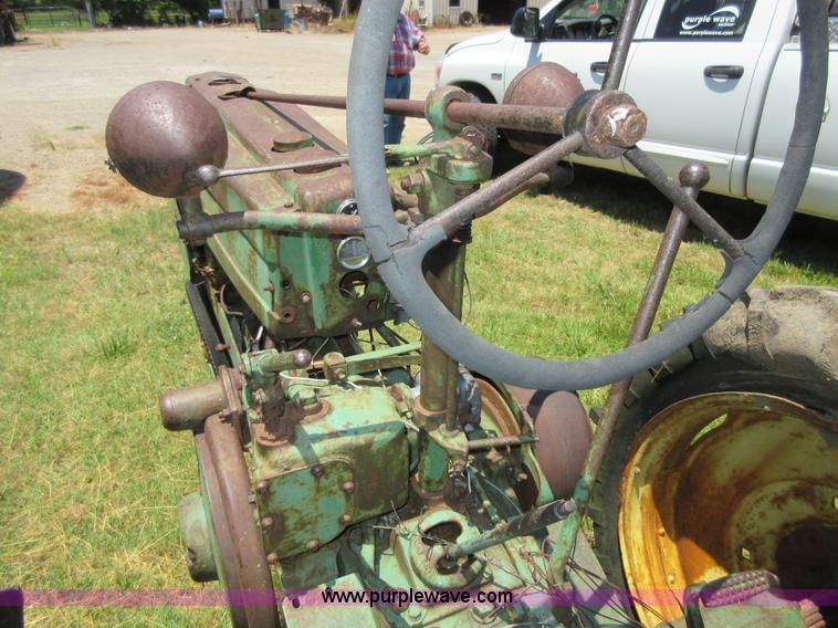 image for item D2480 1945 John Deere H tractor