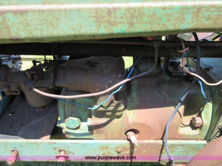 image for item D2480 1945 John Deere H tractor