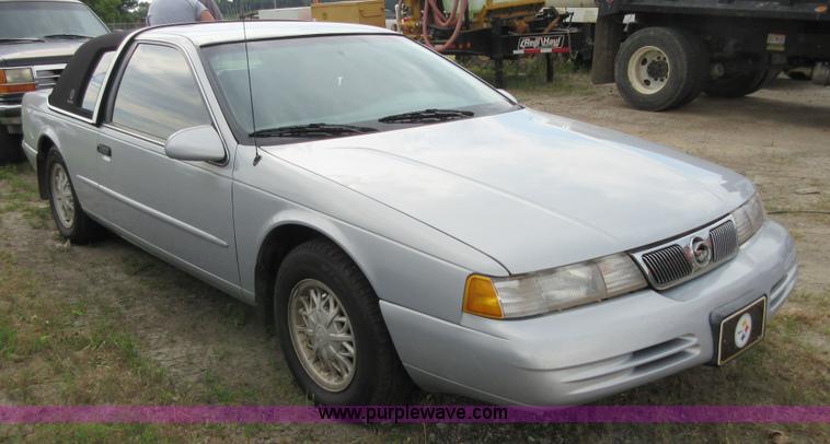 image for item D2481 1994 Mercury Cougar XR-7