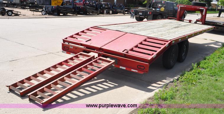 image for item F2465 1998 Featherlite STL equipment trailer
