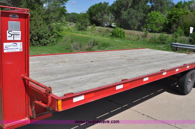 image for item F2465 1998 Featherlite STL equipment trailer