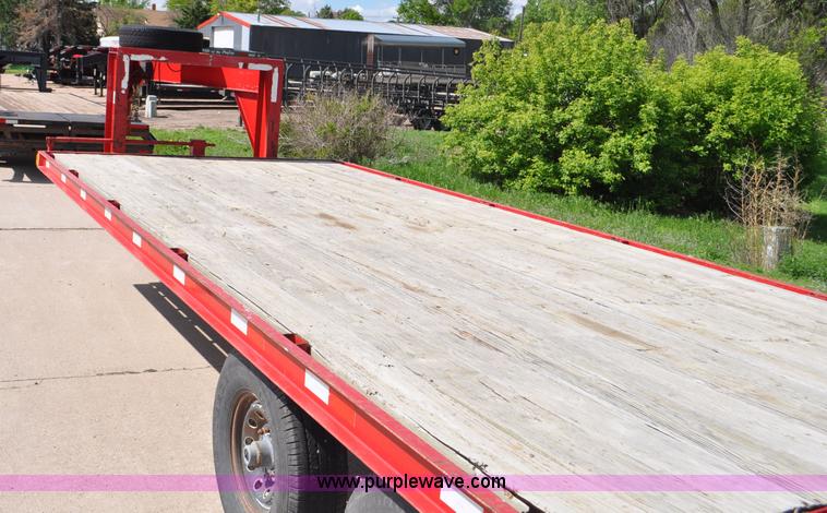 image for item F2465 1998 Featherlite STL equipment trailer