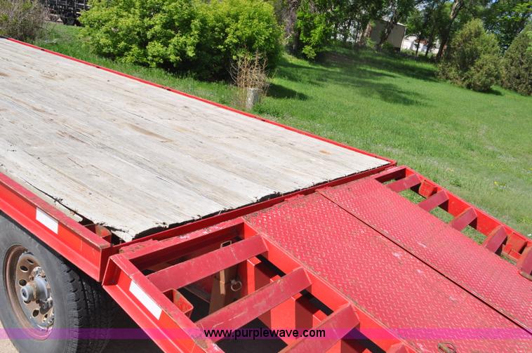 image for item F2465 1998 Featherlite STL equipment trailer