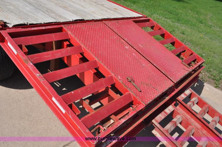 image for item F2465 1998 Featherlite STL equipment trailer