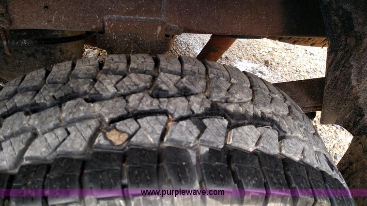 image for item F7832 2005 Dodge Ram 2500 Quad Cab pickup truck