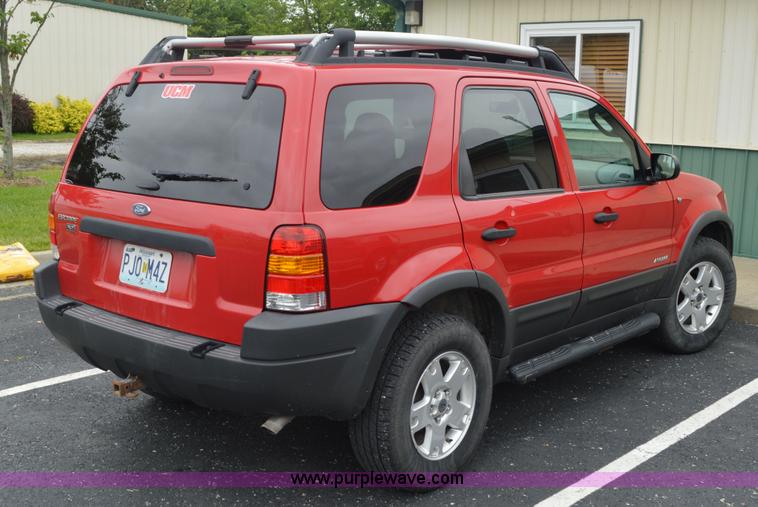 image for item G3592 2002 Ford Escape XLT SUV