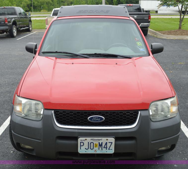 image for item G3592 2002 Ford Escape XLT SUV