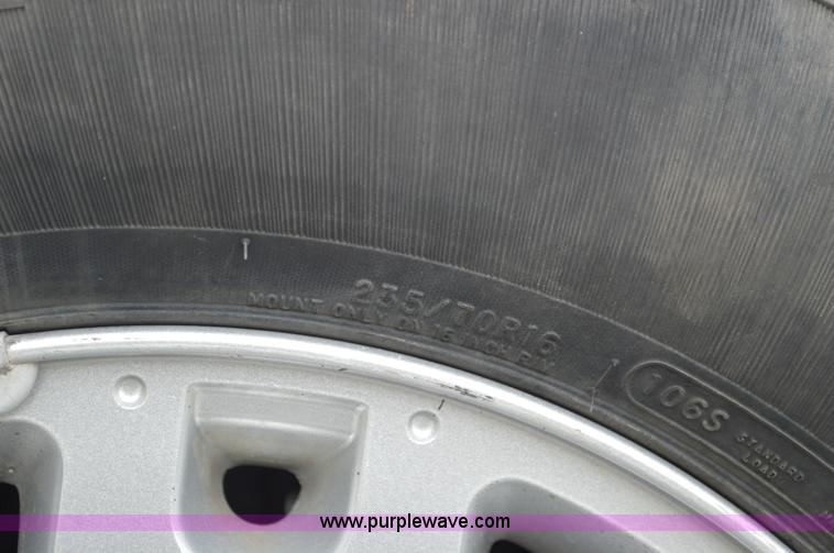 image for item G3592 2002 Ford Escape XLT SUV