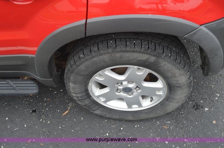 image for item G3592 2002 Ford Escape XLT SUV