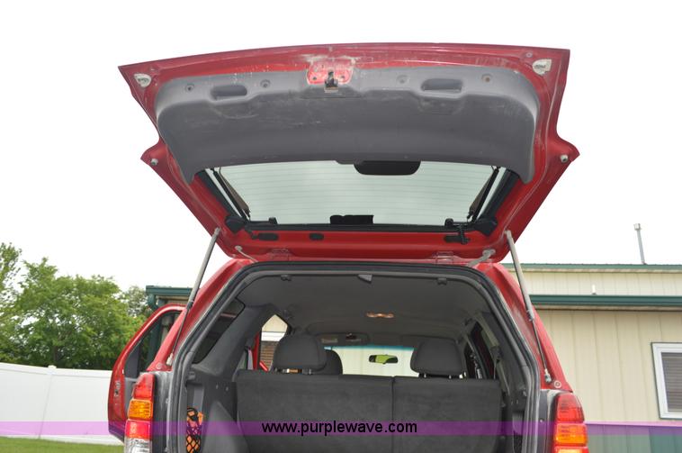 image for item G3592 2002 Ford Escape XLT SUV