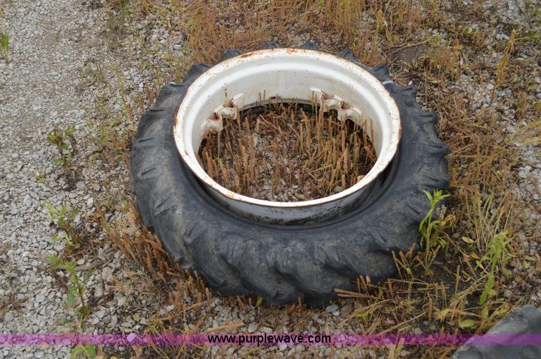 image for item G3595 (4) tires and wheels