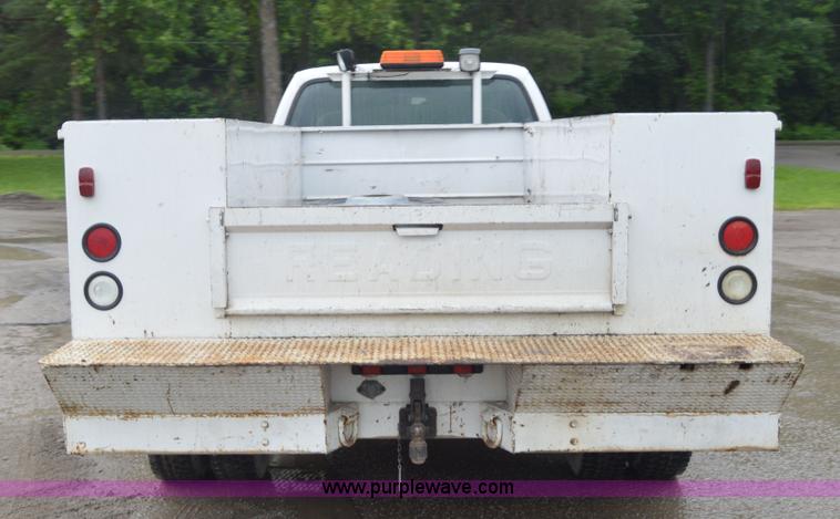 image for item G3598 2005 Ford F450 Super Duty XL utility truck