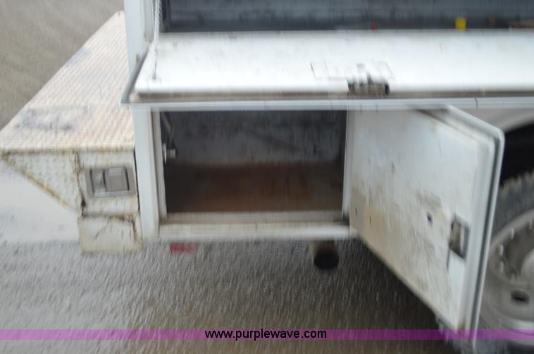 image for item G3598 2005 Ford F450 Super Duty XL utility truck