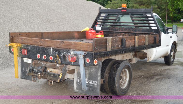 image for item G3601 2004 Ford F350 Super Duty XL flatbed pickup truck