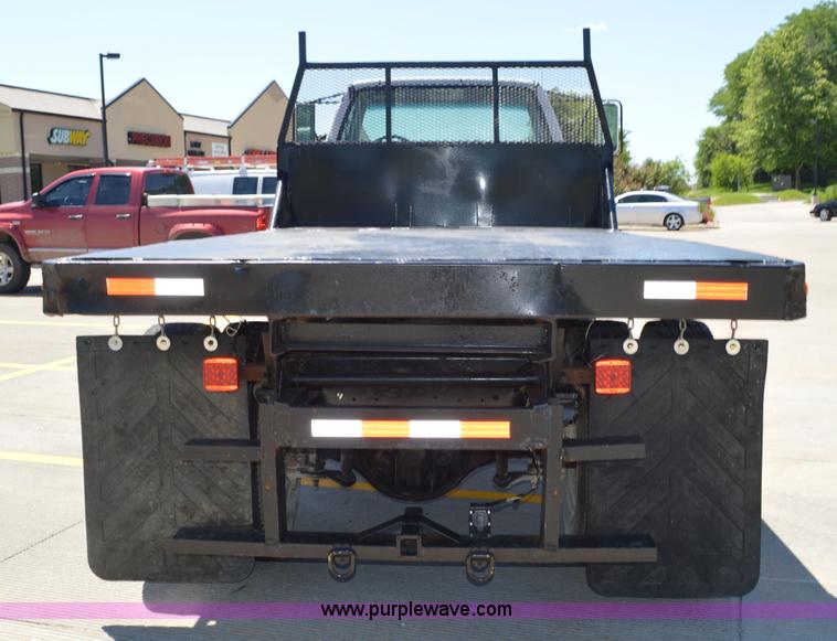image for item G3608 1997 Chevrolet C7500 flatbed truck