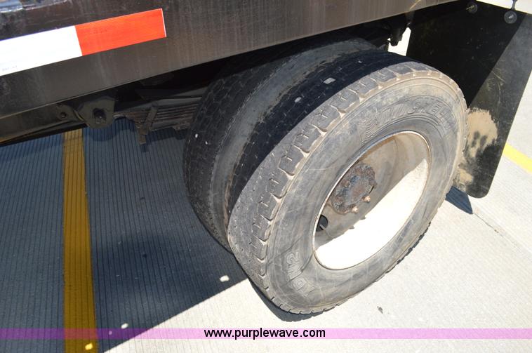 image for item G3608 1997 Chevrolet C7500 flatbed truck