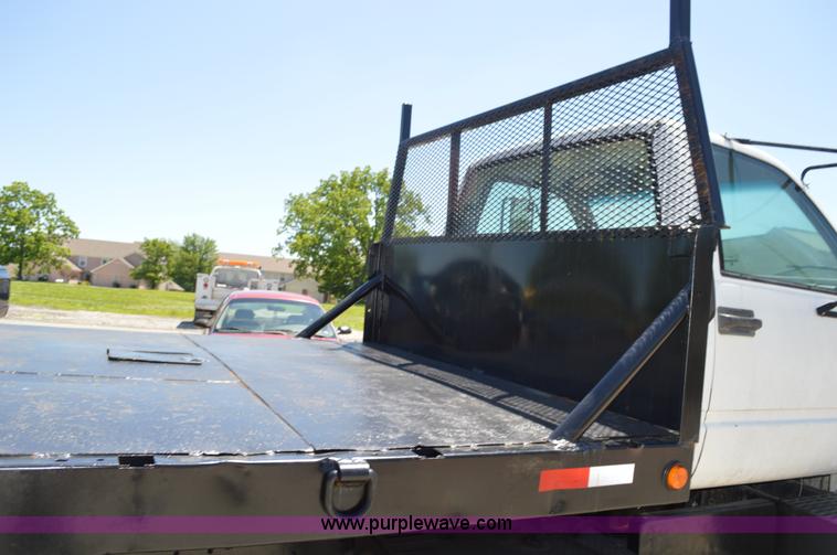 image for item G3608 1997 Chevrolet C7500 flatbed truck