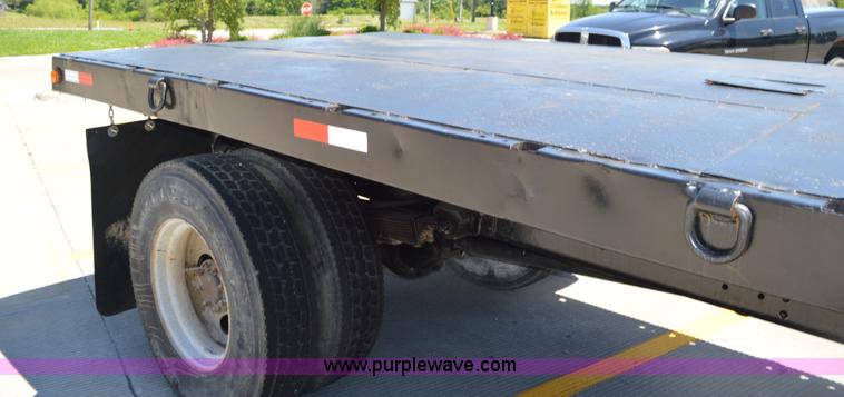 image for item G3608 1997 Chevrolet C7500 flatbed truck
