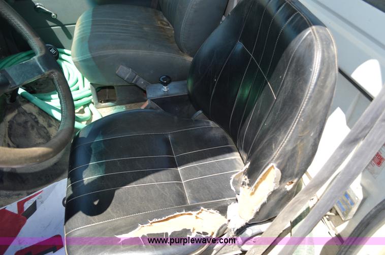 image for item G3608 1997 Chevrolet C7500 flatbed truck