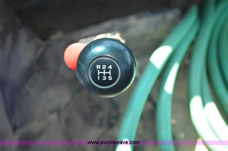 image for item G3608 1997 Chevrolet C7500 flatbed truck