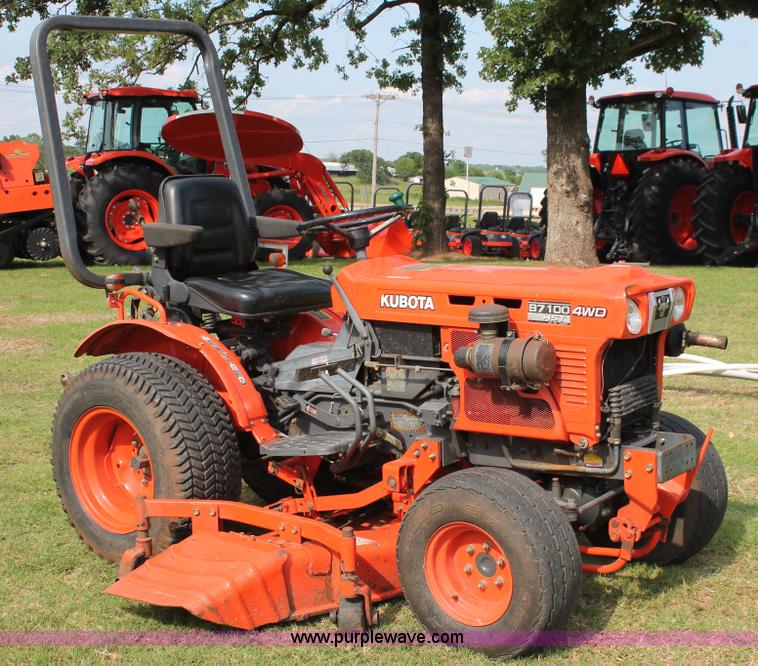 image for item H5803 Kubota B7100 MFWD utility tractor