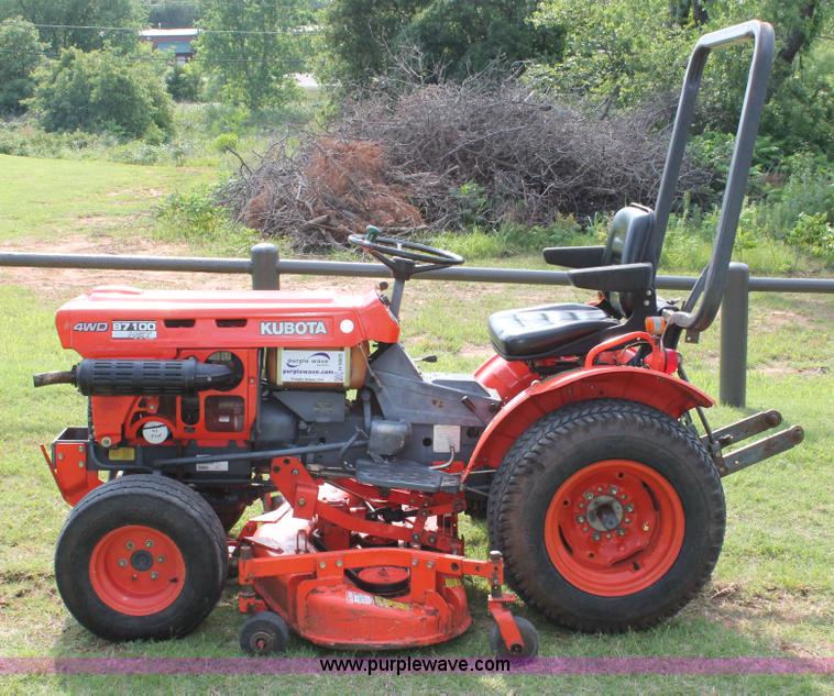 image for item H5803 Kubota B7100 MFWD utility tractor