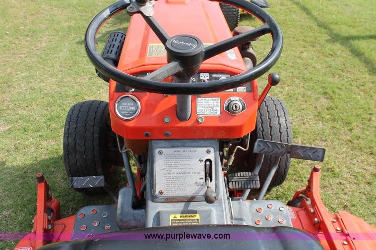 image for item H5803 Kubota B7100 MFWD utility tractor