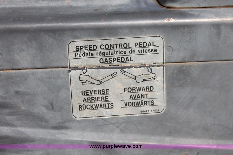 image for item H5803 Kubota B7100 MFWD utility tractor