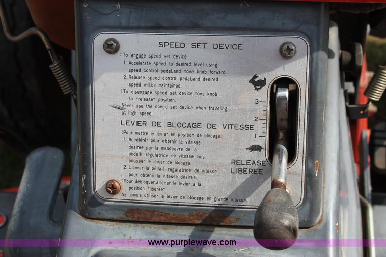 image for item H5803 Kubota B7100 MFWD utility tractor