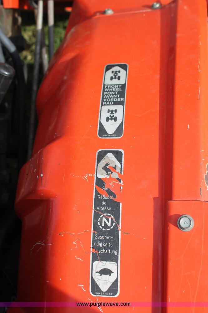 image for item H5803 Kubota B7100 MFWD utility tractor
