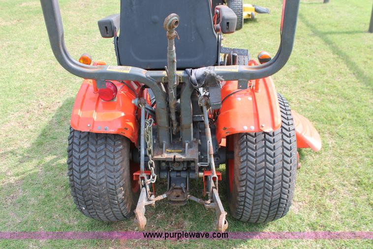 image for item H5803 Kubota B7100 MFWD utility tractor