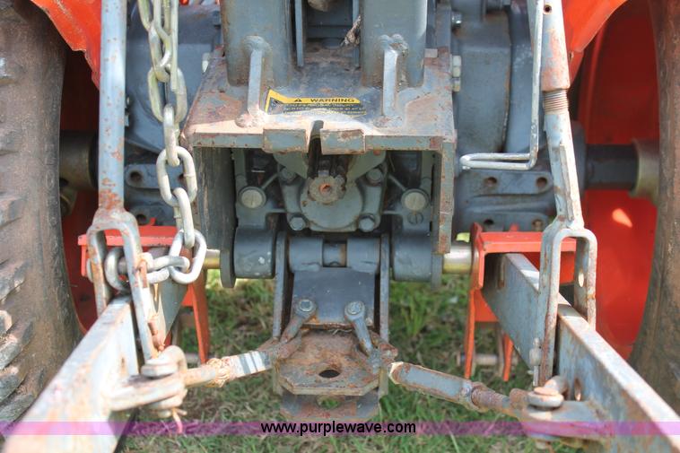 image for item H5803 Kubota B7100 MFWD utility tractor