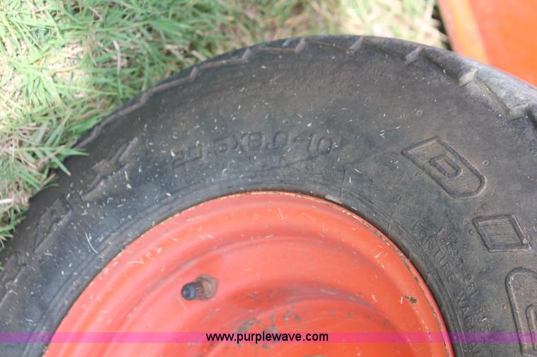 image for item H5803 Kubota B7100 MFWD utility tractor