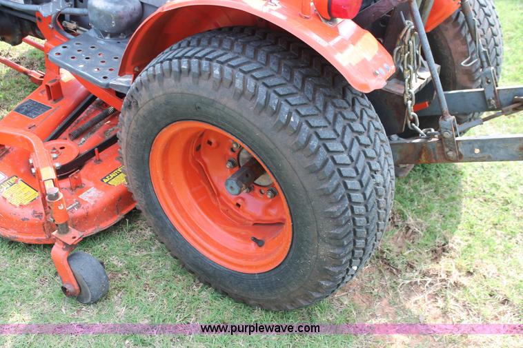 image for item H5803 Kubota B7100 MFWD utility tractor