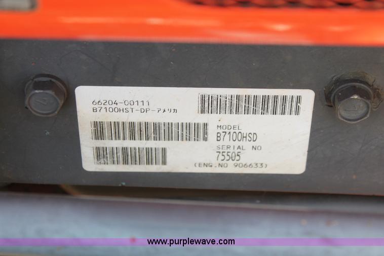 image for item H5803 Kubota B7100 MFWD utility tractor
