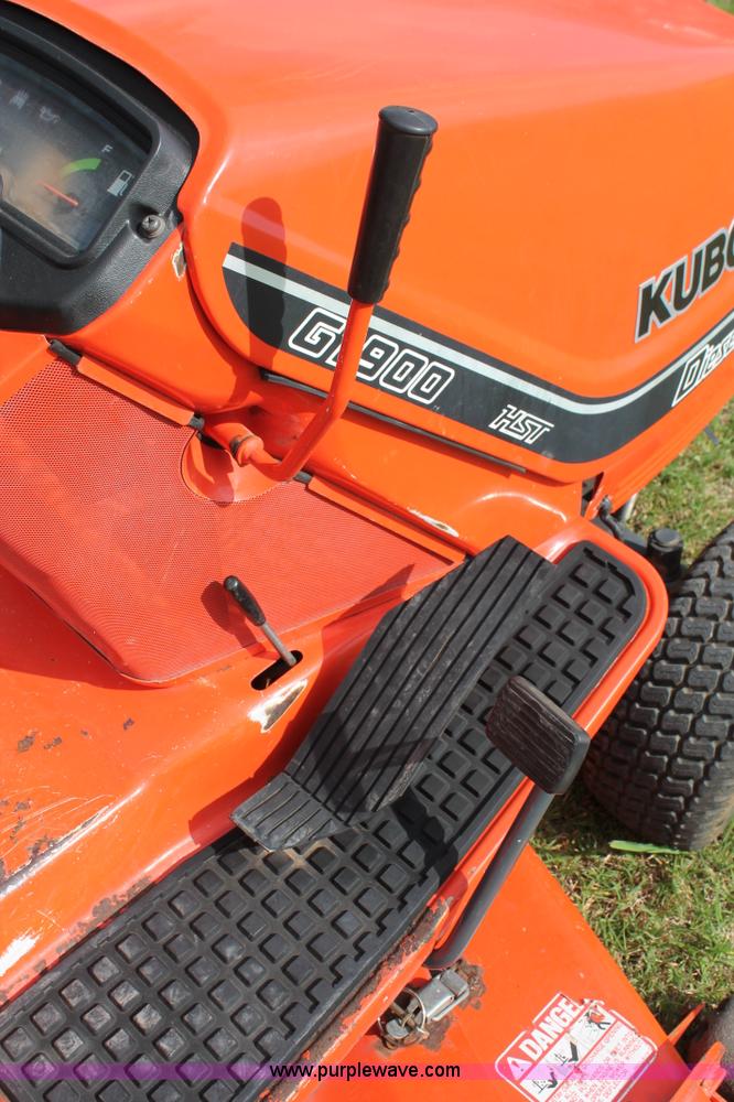 image for item H5805 Kubota G1900 lawn mower