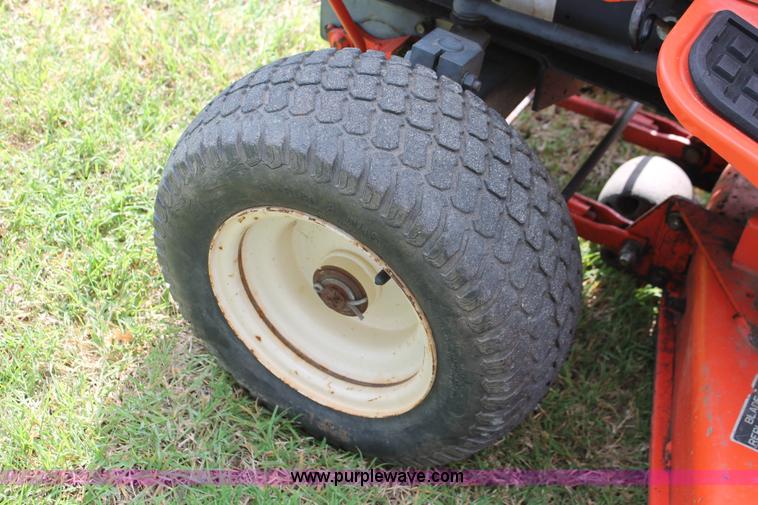 image for item H5805 Kubota G1900 lawn mower