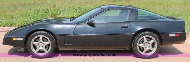 image for item H5809 1989 Chevrolet Corvette convertible
