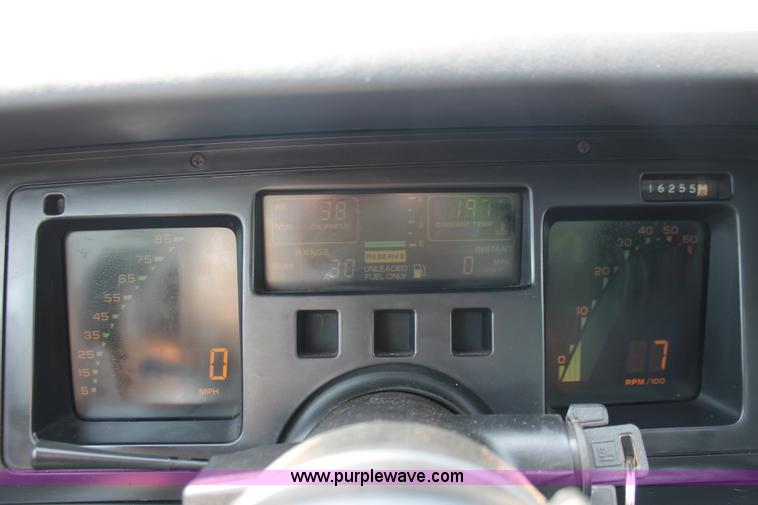 image for item H5809 1989 Chevrolet Corvette convertible