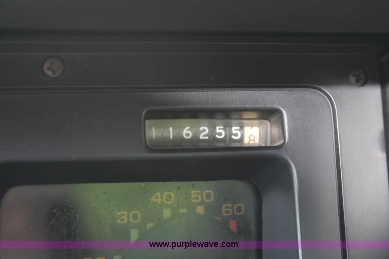 image for item H5809 1989 Chevrolet Corvette convertible