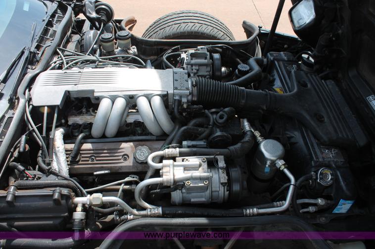 image for item H5809 1989 Chevrolet Corvette convertible