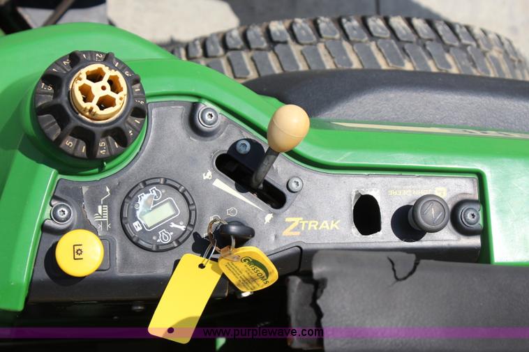image for item I1655 John Deere 2930A ZTR lawn mower