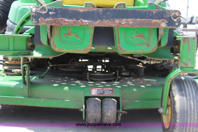 image for item I1655 John Deere 2930A ZTR lawn mower