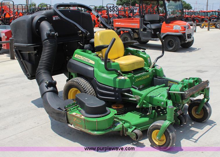 image for item I1655 John Deere 2930A ZTR lawn mower