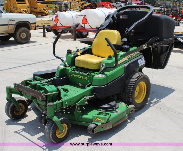 image for item I1655 John Deere 2930A ZTR lawn mower