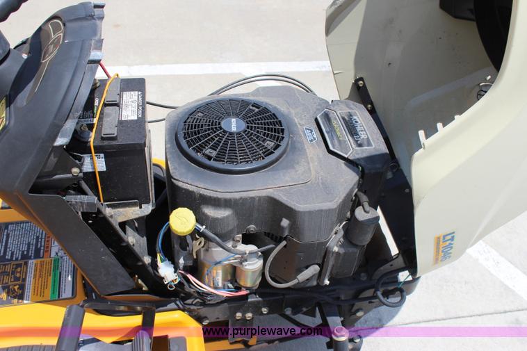 image for item I1656 2005 Cub Cadet LT1046 lawn mower