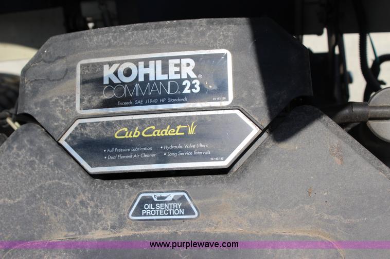 image for item I1656 2005 Cub Cadet LT1046 lawn mower