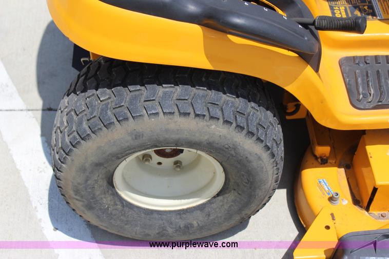 image for item I1656 2005 Cub Cadet LT1046 lawn mower