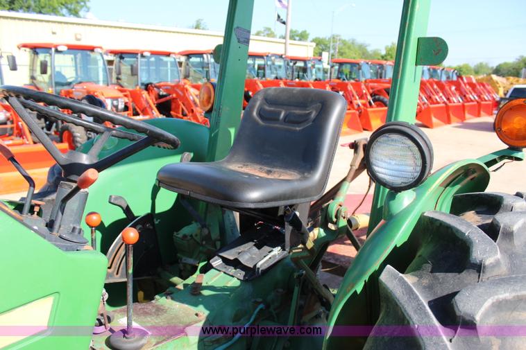 image for item I1657 1980 John Deere 2240 MFWD tractor