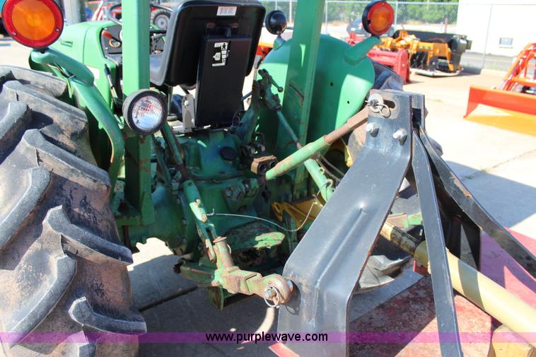 image for item I1657 1980 John Deere 2240 MFWD tractor